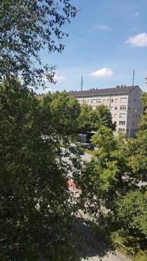 Ausblick - Gemütliche 3-Zimmer-Wohnung in Neuhausen