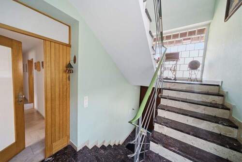EG - Treppe zum Obergeschoss - 