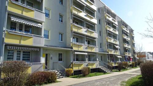 Außensicht - 3 Zimmer Etagenwohnung zur Miete in Eisenach