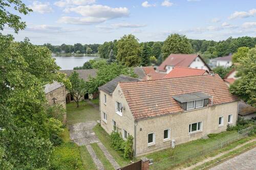 Anwesen am Schulzensee Groß Köris - Historischer Vierseitenhof mit Wasserzugang und Steg