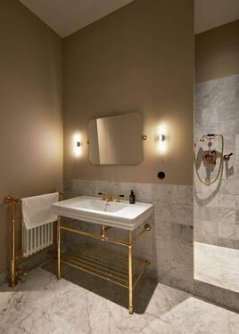 Badezimmer mit Dusche - Etagenwohnung mit 101,00 m&sup2; in Hamburg zur Miete