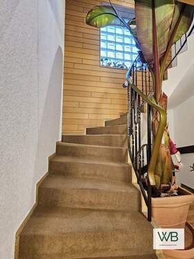 Treppenaufgang zum OG - 