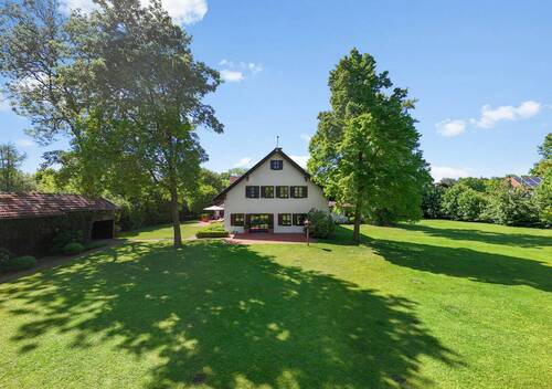 Ostansicht II - 7 Zimmer Einfamilienhaus in Unterdießen / Dornstetten