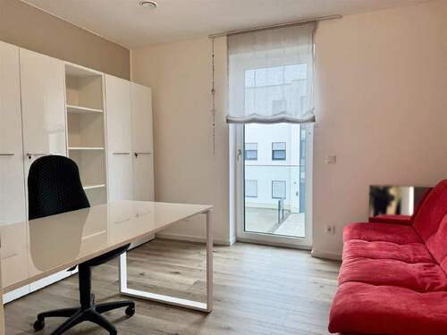 Schlafzimmer 2 / Büro - 