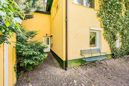 Hauseingang am Hang - 4 Zimmer Einfamilienhaus zum Kaufen in Heidesee