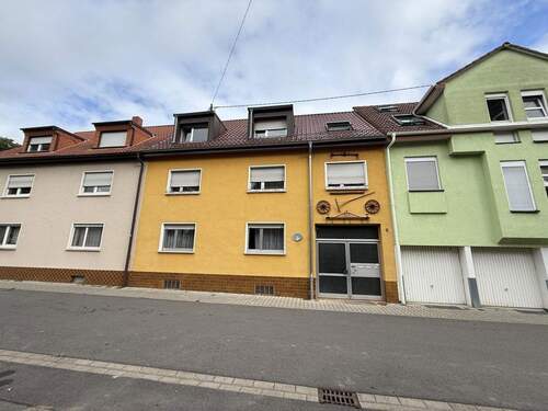 Bild 2 - 9 Zimmer Reihenmittelhaus zum Kaufen in Mannheim