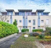 Modernes Haus mit Sauna und Studio-Galerie zzgl. TG-Stellplatz im Herzen vom Schweizer Viertel - Berlin Lichterfelde