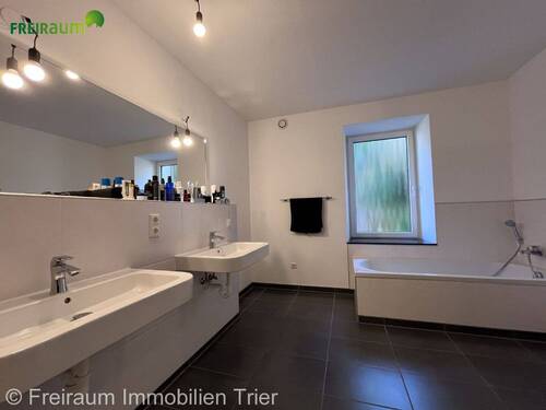 Badezimmer / Wanne - 