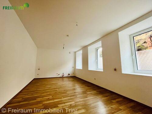 Wohnzimmer ohne Möbel - 