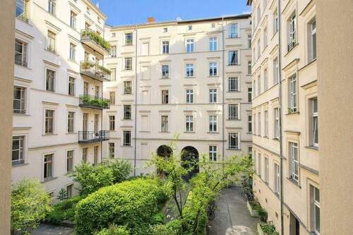 begrünter Innenhof - 