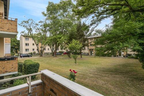 Blick vom Balkon - 3 Zimmer Etagenwohnung in Berlin