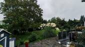 Gartenansicht mit 3 Gartenhäuser - 