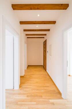 Flur - Etagenwohnung mit 70,00 m² in Leipzig zum Kaufen