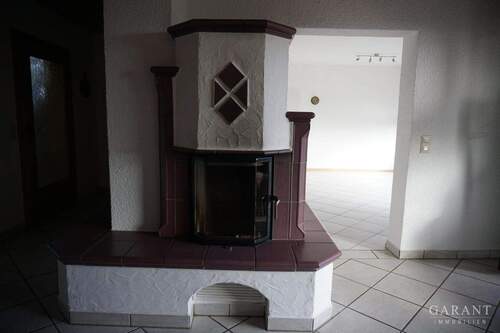 Kachelfon /Essbreich - 1 Zimmer Mehrfamilienhaus, Wohnhaus in Bösingen