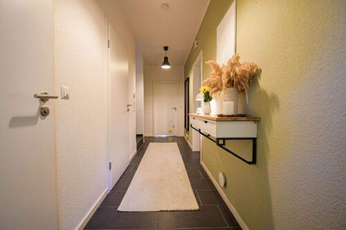 Flur - 4 Zimmer Doppelhaushälfte zum Kaufen in Edewecht