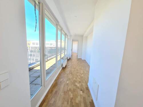 Flur - Etagenwohnung mit 153,70 m² in Berlin zur Miete
