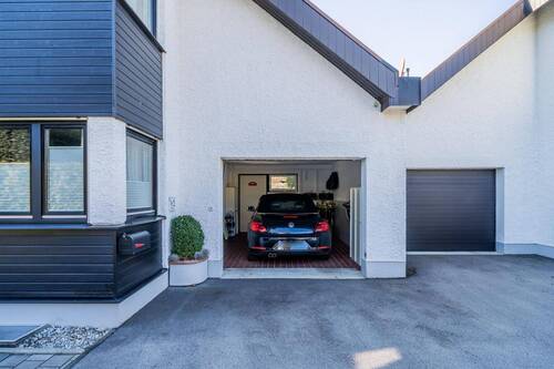 Garage - 