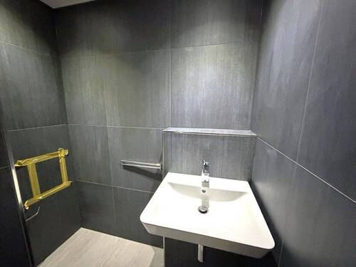 Gäste-WC 1 - Etagenwohnung mit 80,30 m² in Nürnberg zum Kaufen