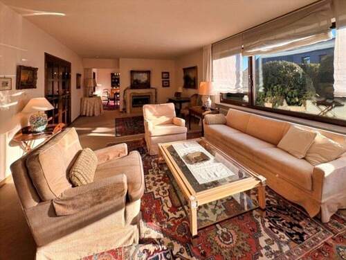 Wohnzmmer mit Esszimmer - Mehrfamilienhaus, Wohnhaus mit 156,00 m&sup2; in Nufringen zum Kaufen