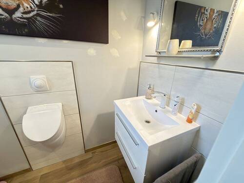 Gäste-WC - 3 Zimmer Einfamilienhaus in Hille