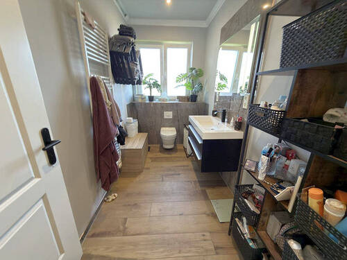 Modernes Badezimmer - Einfamilienhaus mit 112,00 m&sup2; in Hille zum Kaufen