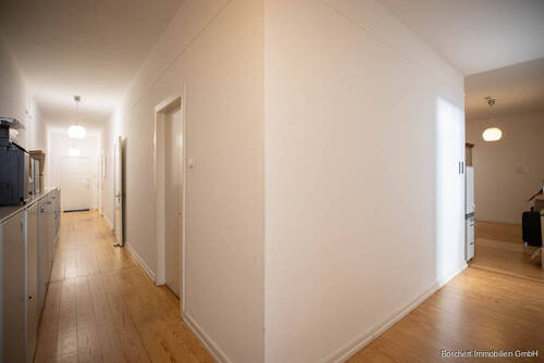 Flur - 5 Zimmer Büro in Elmshorn