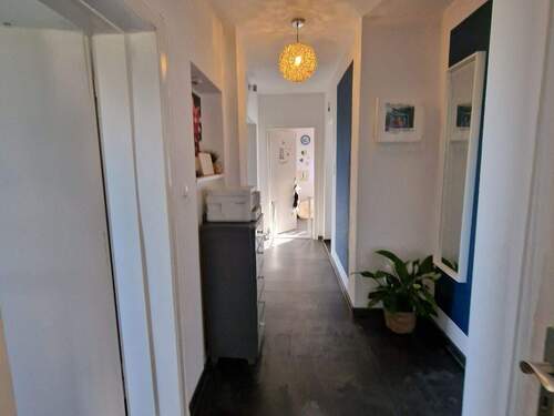 Hochparterre Flur - 7 Zimmer Einfamilienhaus in Bleckede