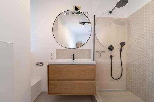 Stilvolles Bad mit... - 