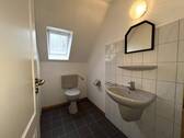 Separate Toilette im Dachgeschoss  - 