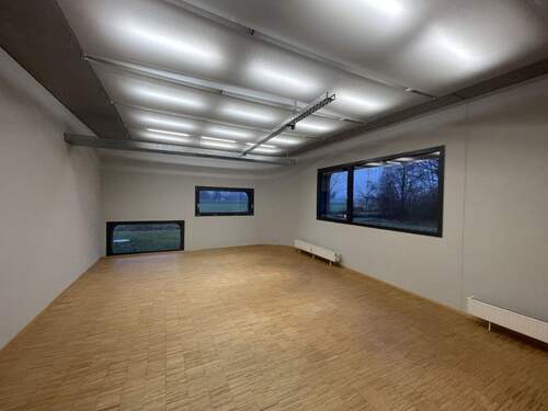 Eckbüro - Eckbüro flexibel, möbliert, sofort verfügbar im ruhigen Norden Lechhausen