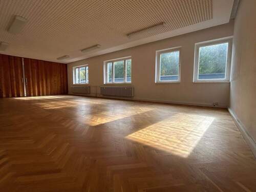 IMG_7086.jpg - ++ günstiges Lagerfläche ++ in Niederwiesa anzumieten! 5 Min. von Chemnitz Frankenberg Flöha