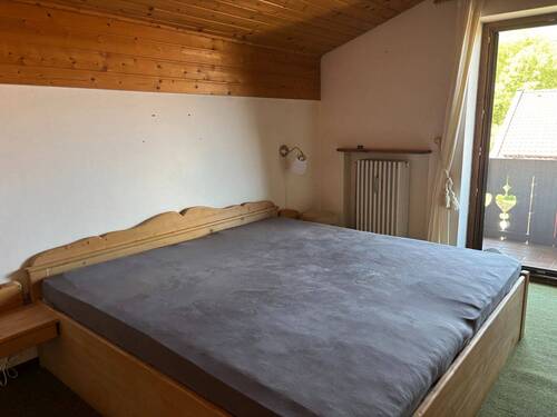 Schlafzimmer - Etagenwohnung mit 90,40 m&sup2; in Unterwössen zum Kaufen