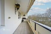 Balkon Blick Süd - 3 Zimmer Etagenwohnung in Gröbenzell