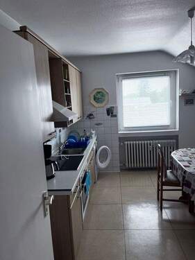 Bild 1 - Gemütliche 2-Zimmer-Dachgeschosswohnung in der Melmelerstraße 16, Gladbeck - möbliert