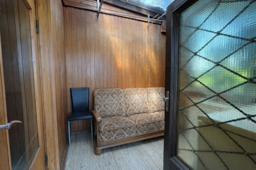 großzügiger Windfang - 