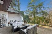 Terrasse mit Blick in die Natur - 