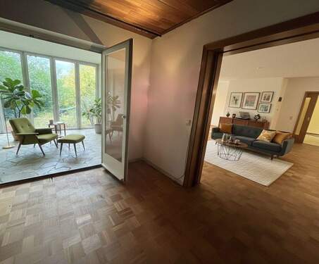 Wohnbereich (virtuelle Möblierung) - 1 Zimmer Einfamilienhaus in Hofheim am Taunus