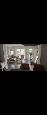 Wohnzimmer - 5 Zimmer Doppelhaushälfte zum Kaufen in Hofheim