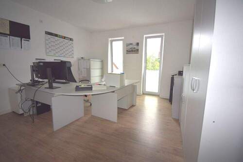 Büro 2 - 