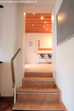  Treppe Wartezimmer-Labor (Praxis) - 