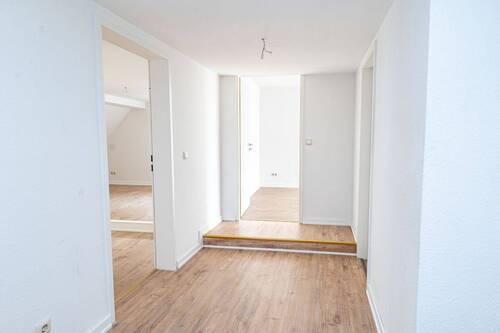 Flur - 3 Zimmer Etagenwohnung zum Kaufen in Stade
