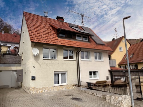 Bild 1 - Liebevoll sanierte Doppelhaushälfte