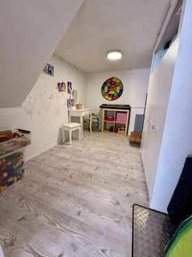 Kinderzimmer EG „Flügel“ - 