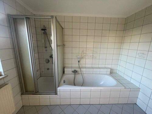 Wanne+Dusche - 