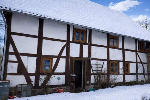 Seitenansicht - 5 Zimmer Einfamilienhaus in Extertal