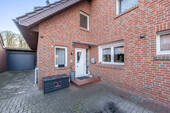 Anbau Eingang - 1 Zimmer Mehrfamilienhaus, Wohnhaus zum Kaufen in Bramsche