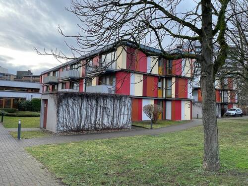 03-Hausansicht.jpeg - 2 Zimmer Etagenwohnung in Weil am Rhein