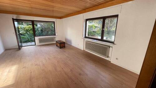 Bild 3 - 6 Zimmer Mehrfamilienhaus, Wohnhaus in Weil der Stadt