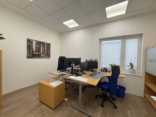 Büro 3 - 9 Zimmer Einfamilienhaus in Koblenz