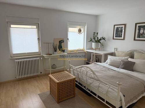 Schlafzimmer EG - 